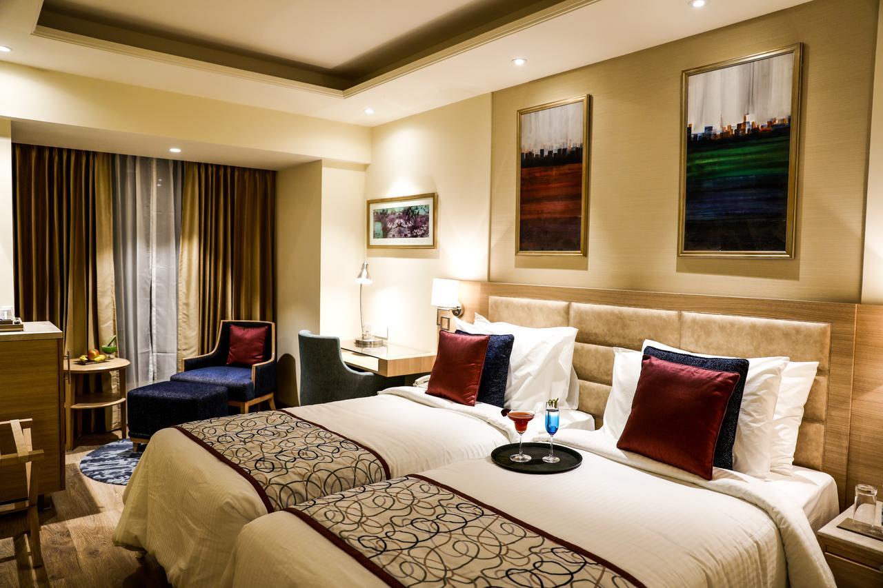 Singhania Sarovar Portico Rāipur Εξωτερικό φωτογραφία